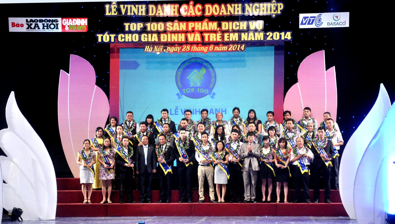 Apuwa Việt Nam đạt danh hiệu Top 100 Sản phẩm dịch vụ tốt dành cho gia đình và trẻ em
